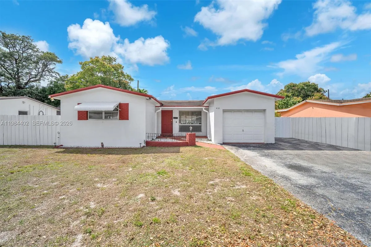 410 SW 71st Ave, Pembroke Pines FL 33023