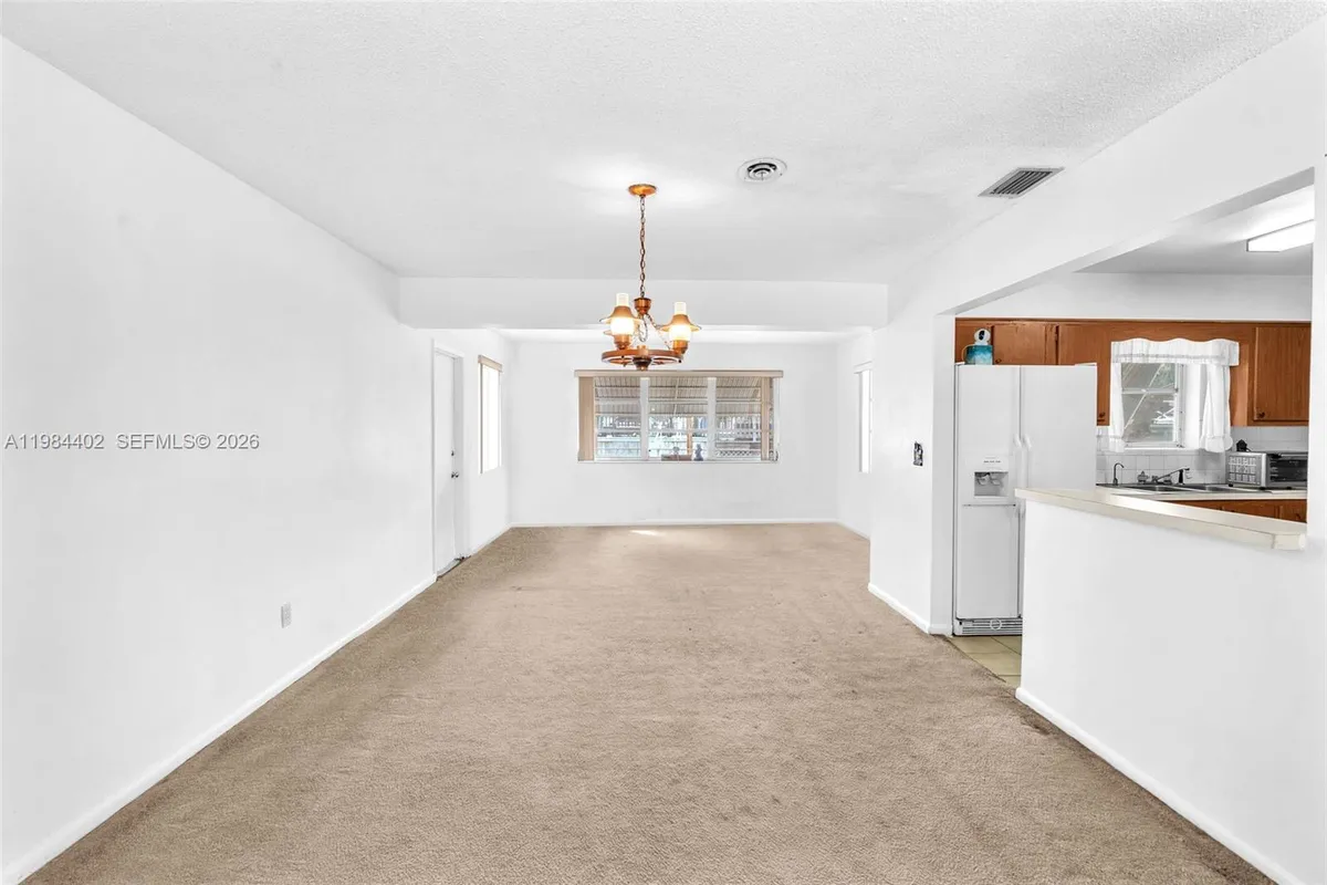 410 SW 71st Ave, Pembroke Pines FL 33023