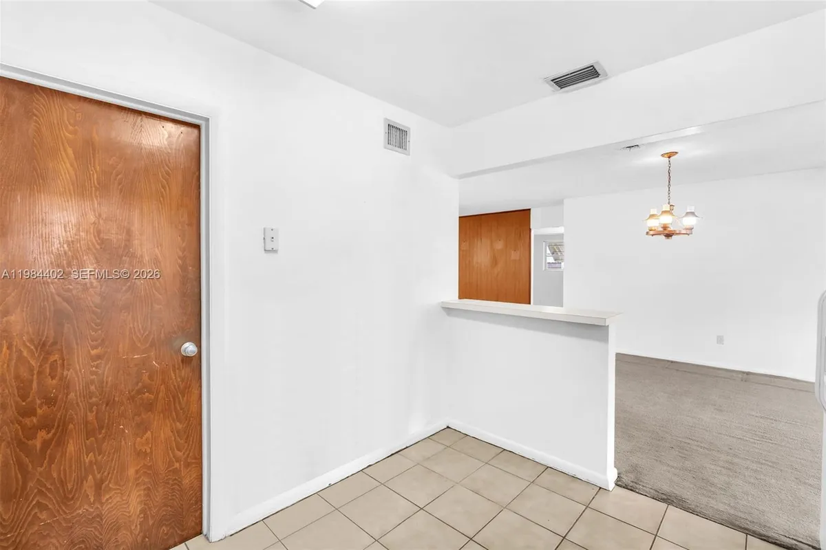 410 SW 71st Ave, Pembroke Pines FL 33023