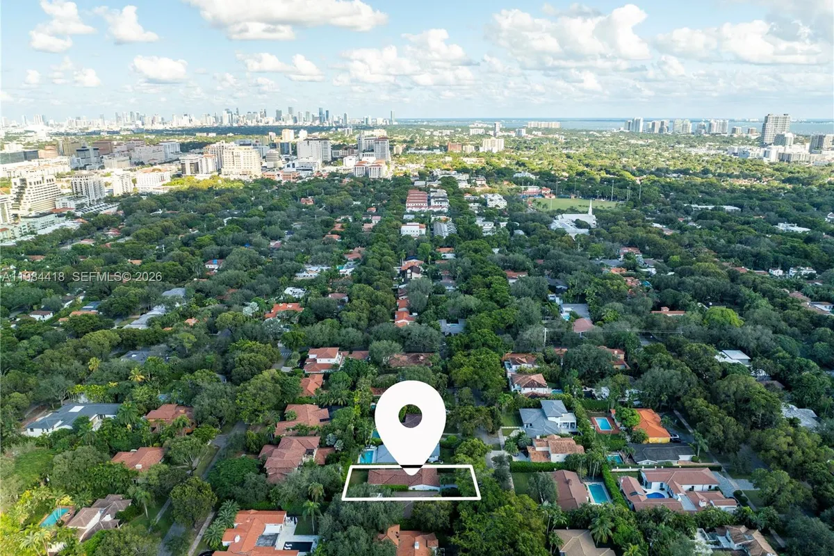 829 Malaga Ave, Coral Gables FL 33134