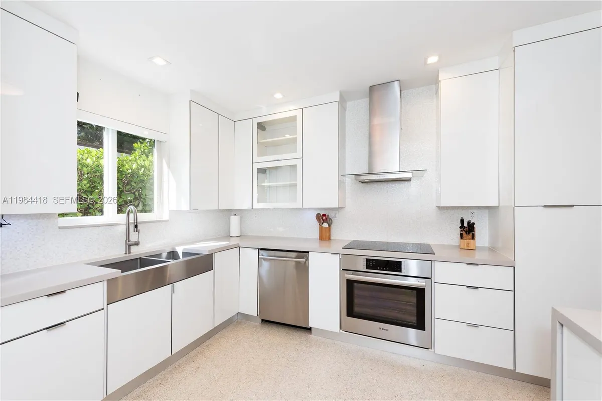 829 Malaga Ave, Coral Gables FL 33134