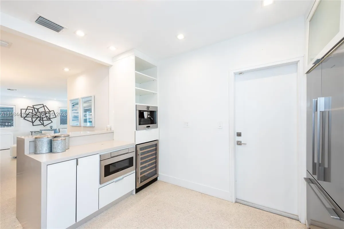 829 Malaga Ave, Coral Gables FL 33134