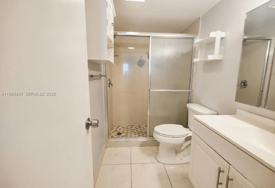 8900 Washington Blvd # 415, Pembroke Pines FL 33025