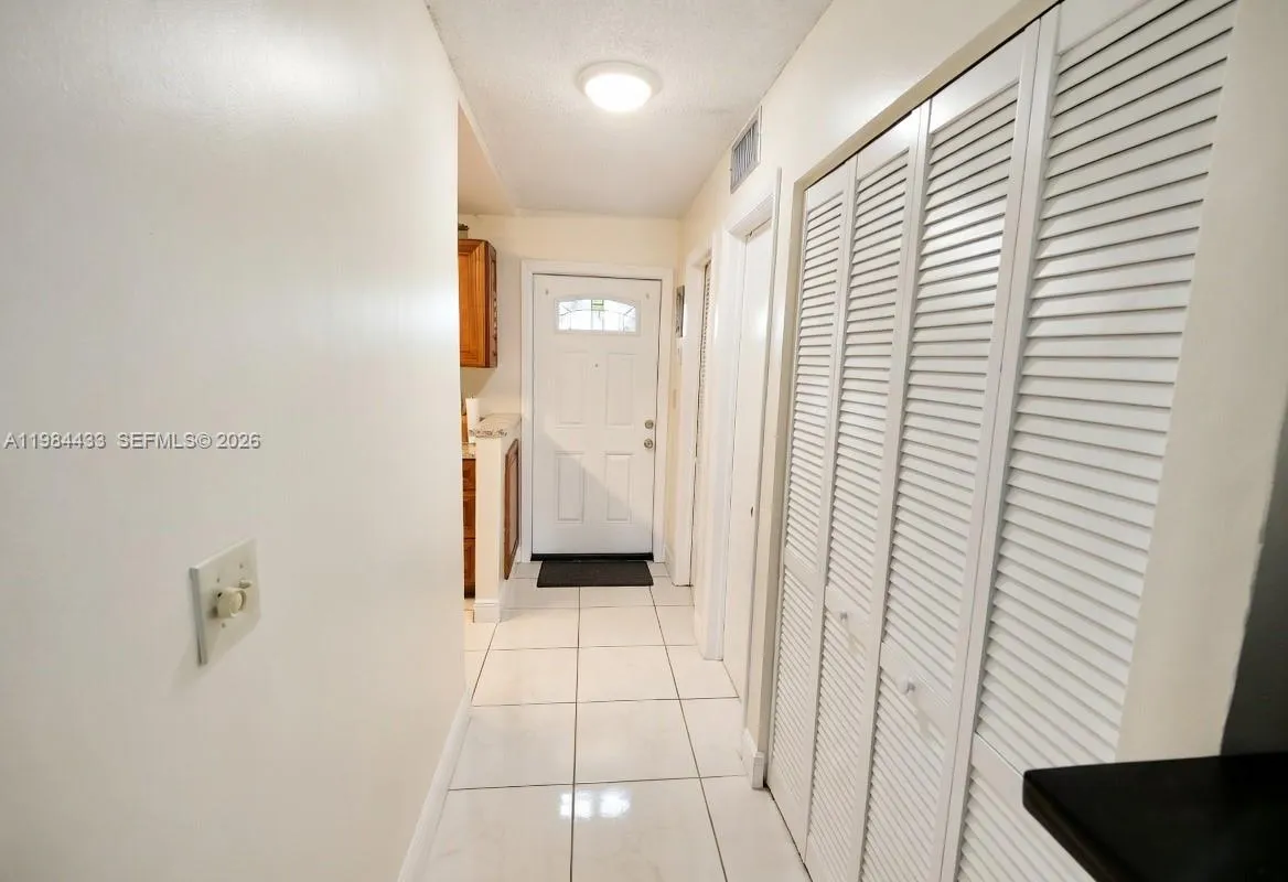 8900 Washington Blvd # 415, Pembroke Pines FL 33025