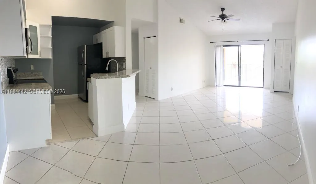 9999 Summerbreeze Dr # 218, Sunrise FL 33322