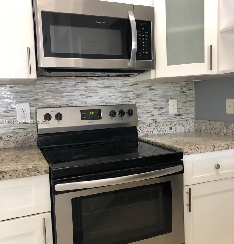 9999 Summerbreeze Dr # 218, Sunrise FL 33322