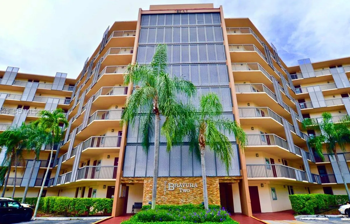 3301 N Country Club Dr # 804, Aventura FL 33180