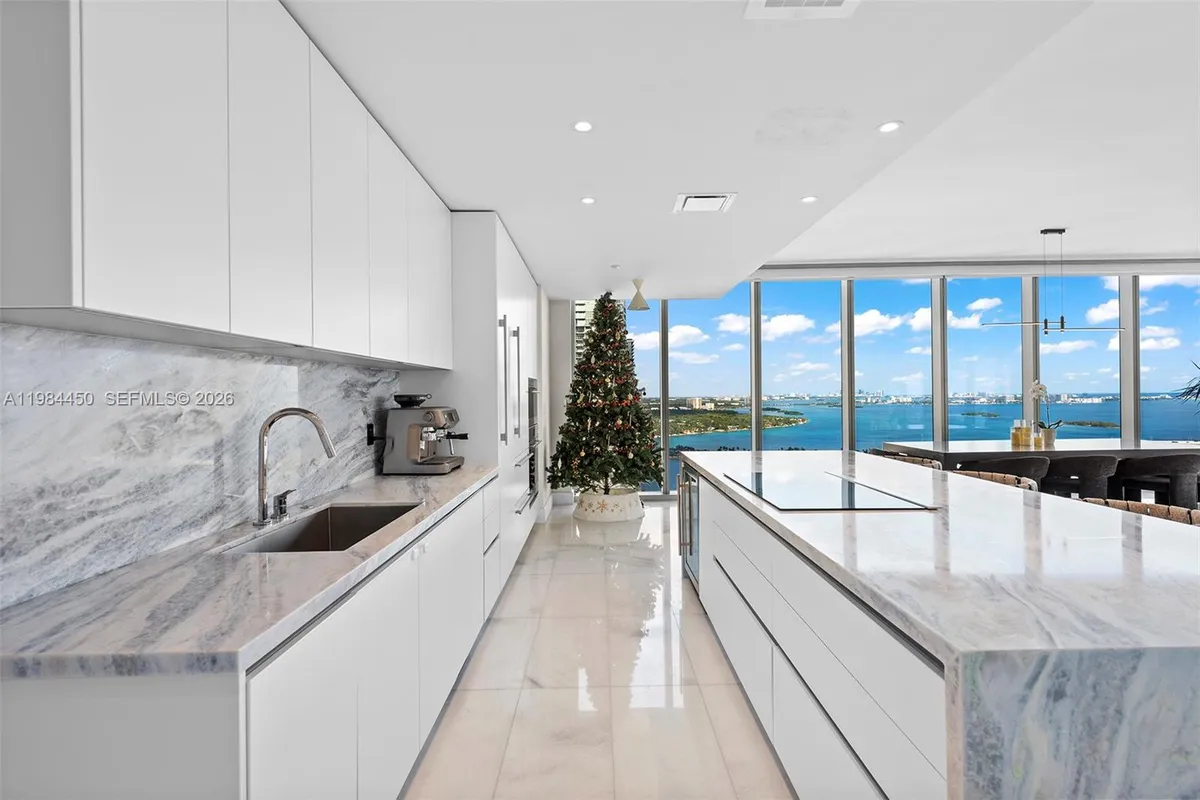 700 NE 26th Ter # 3401, Miami FL 33137