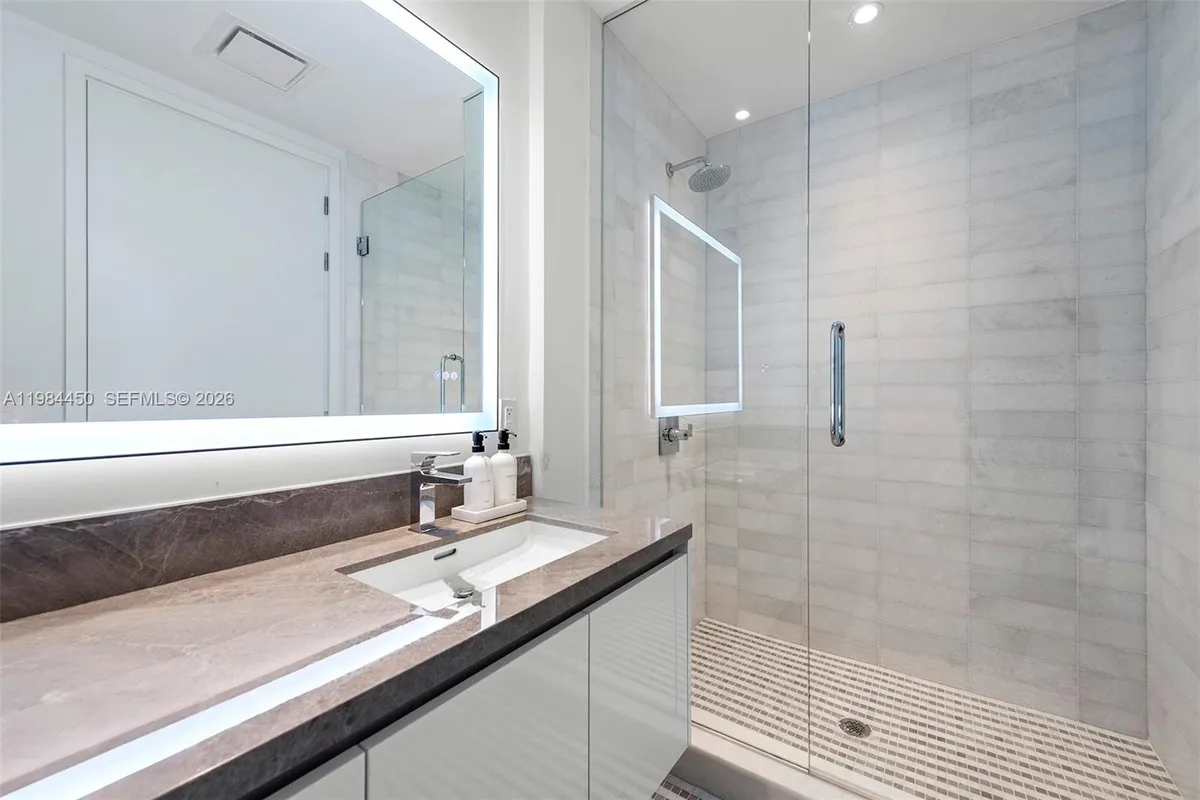 700 NE 26th Ter # 3401, Miami FL 33137