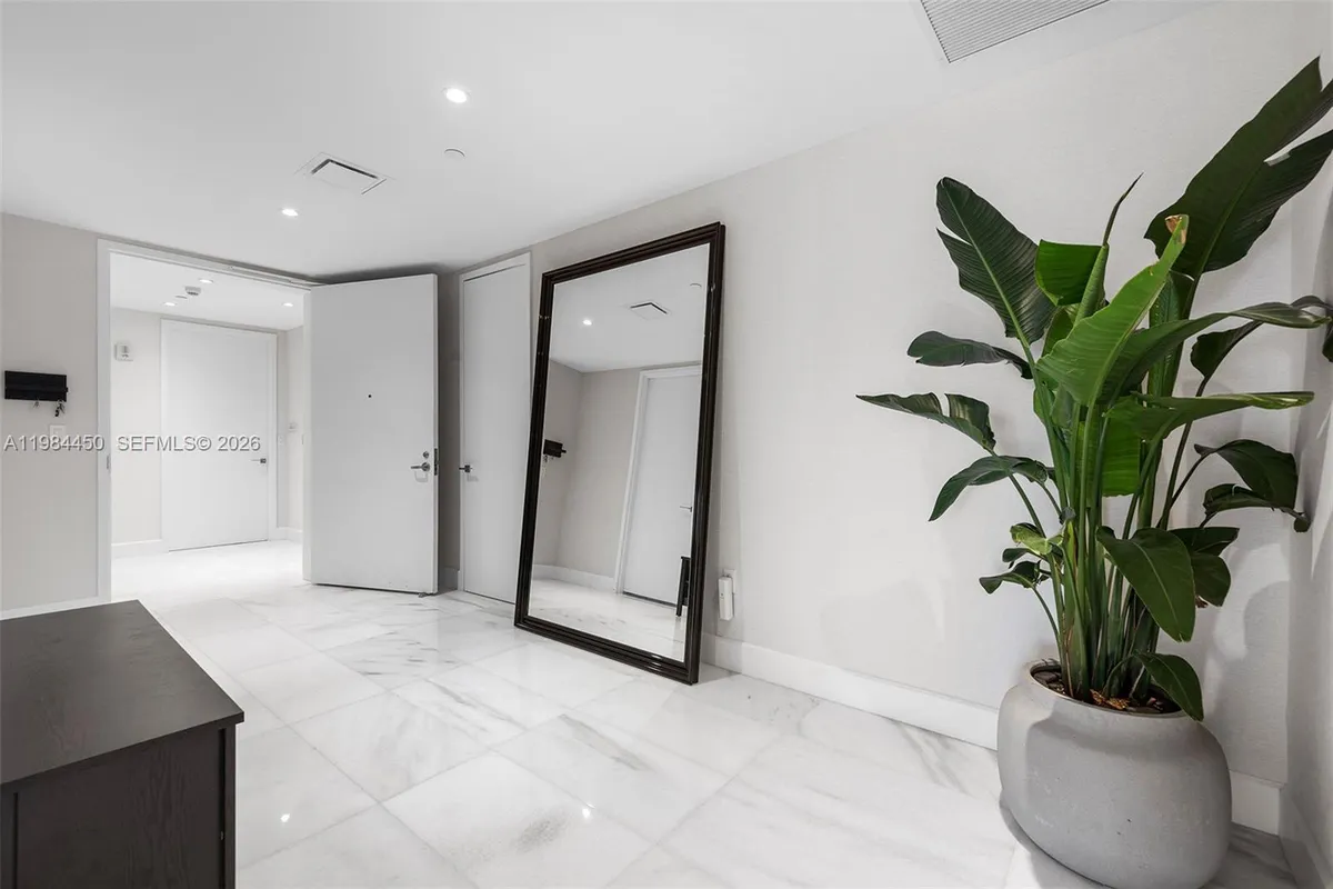 700 NE 26th Ter # 3401, Miami FL 33137