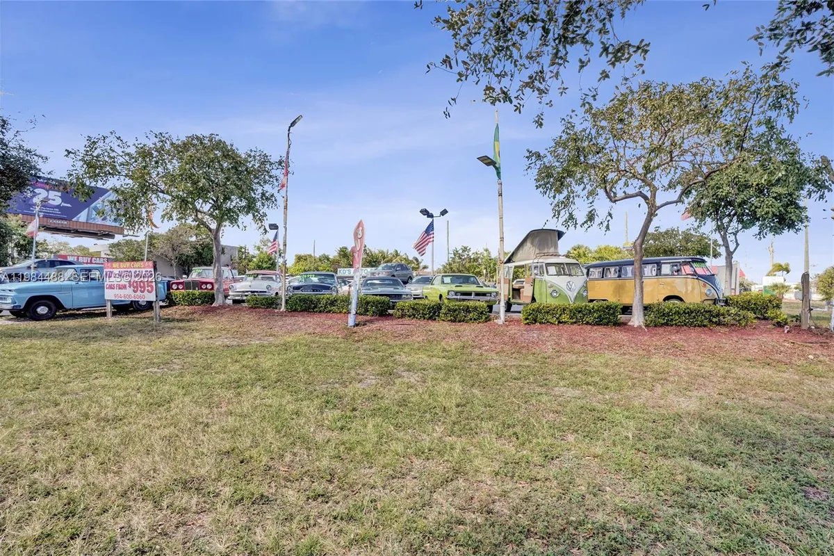 345 COPANS RD, Pompano Beach FL 33064