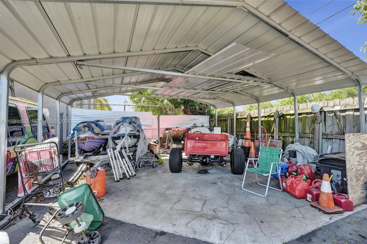 345 COPANS RD, Pompano Beach FL 33064