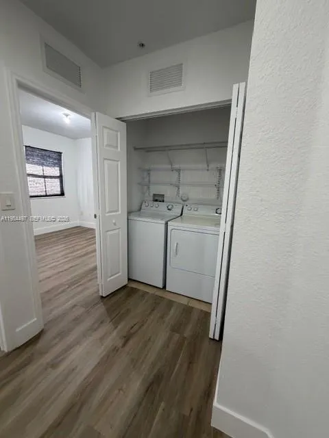 11601 NW 89th St # 202, Doral FL 33178