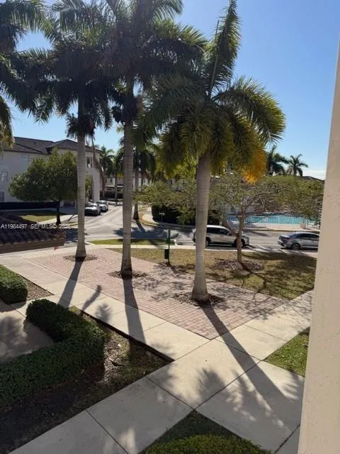 11601 NW 89th St # 202, Doral FL 33178