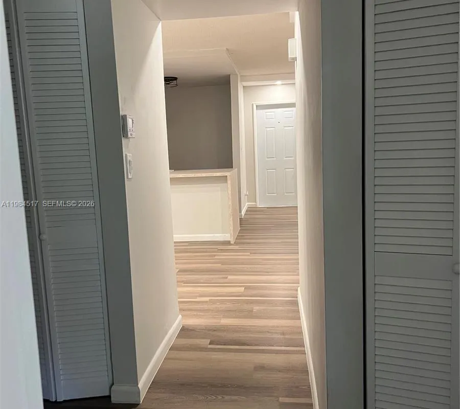 3001 N Oakland Forest Dr # 104, Oakland Park FL 33309