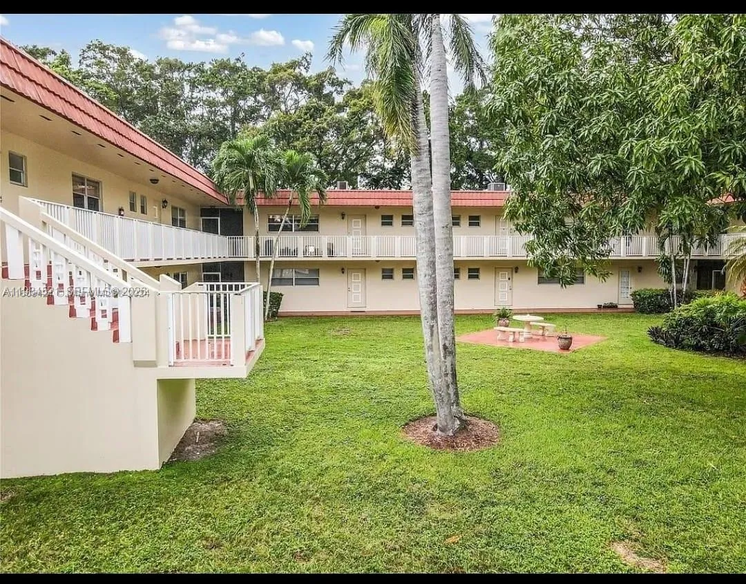 1 bedroom 1 bath for sale at 14901 SW 4th St # 14A, Pembroke Pines FL 33027