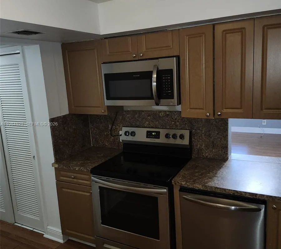 14901 SW 4th St # 14A, Pembroke Pines FL 33027