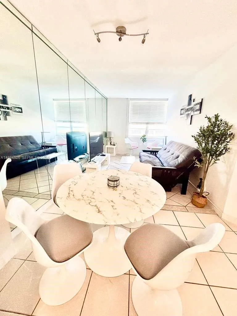 100 Lincoln Rd # 825, Miami Beach FL 33139