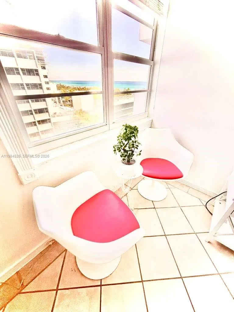 100 Lincoln Rd # 825, Miami Beach FL 33139