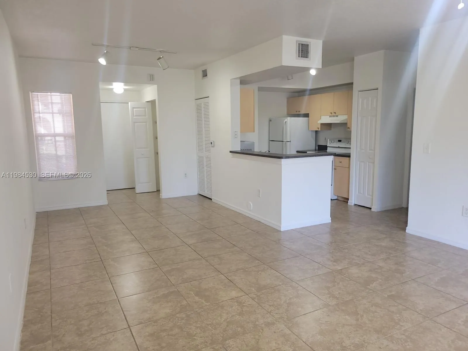 2560 Centergate Dr # 102, Miramar FL 33025