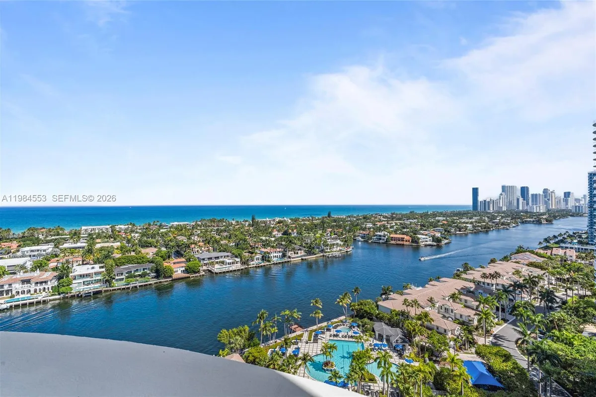 21200 Point Pl # 1901, Aventura FL 33180