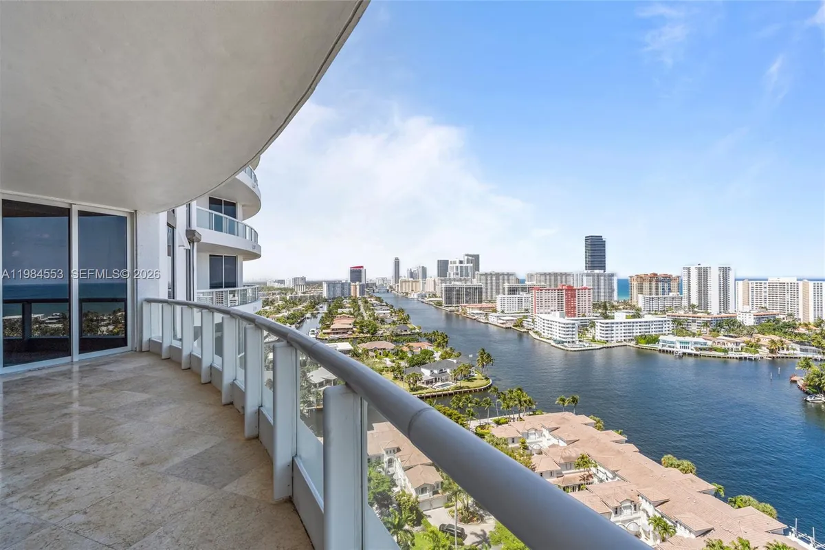 21200 Point Pl # 1901, Aventura FL 33180