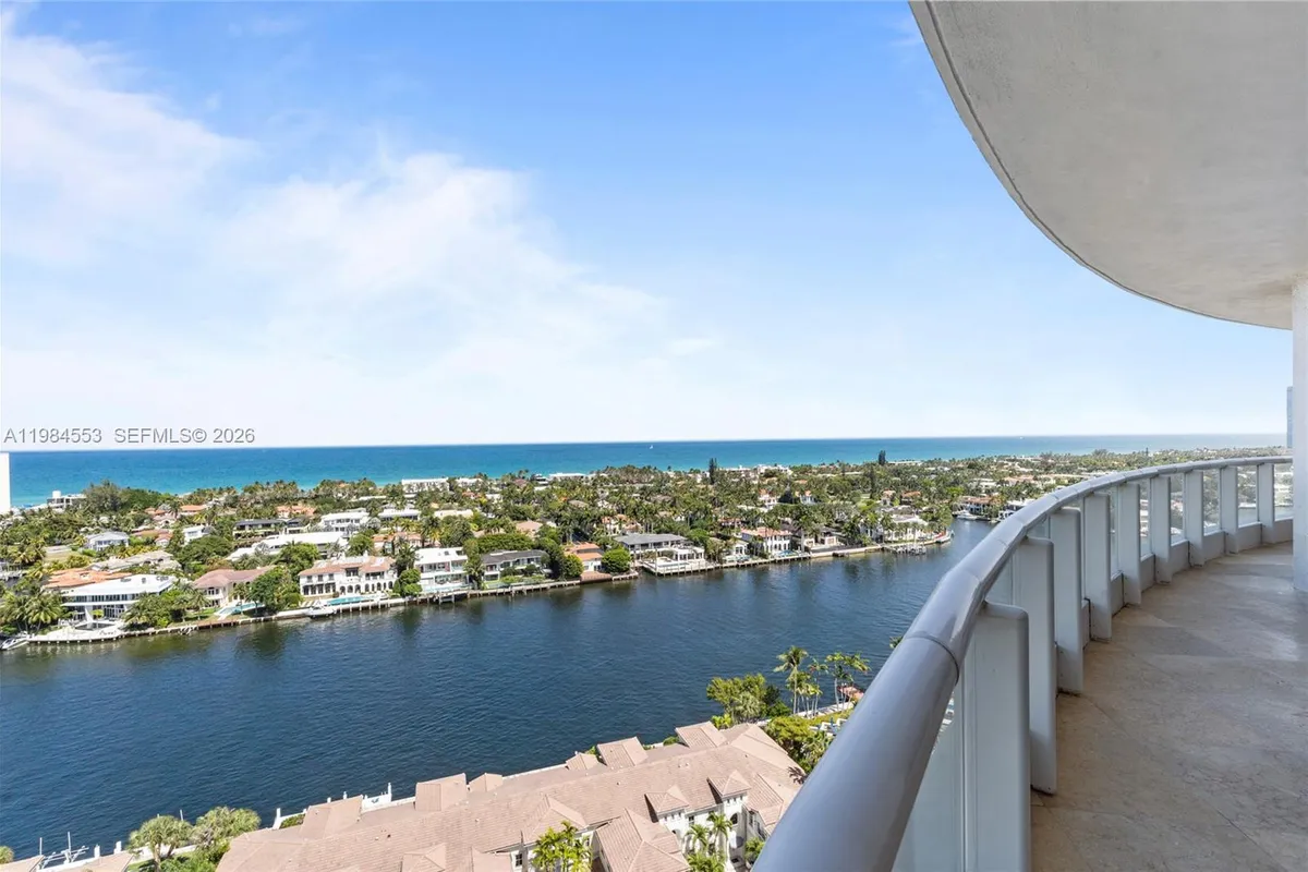 21200 Point Pl # 1901, Aventura FL 33180