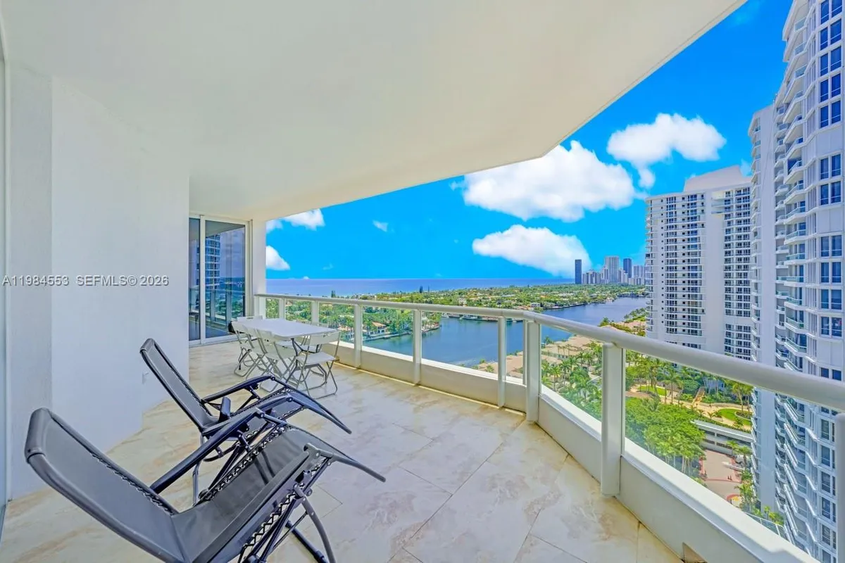 21200 Point Pl # 1901, Aventura FL 33180