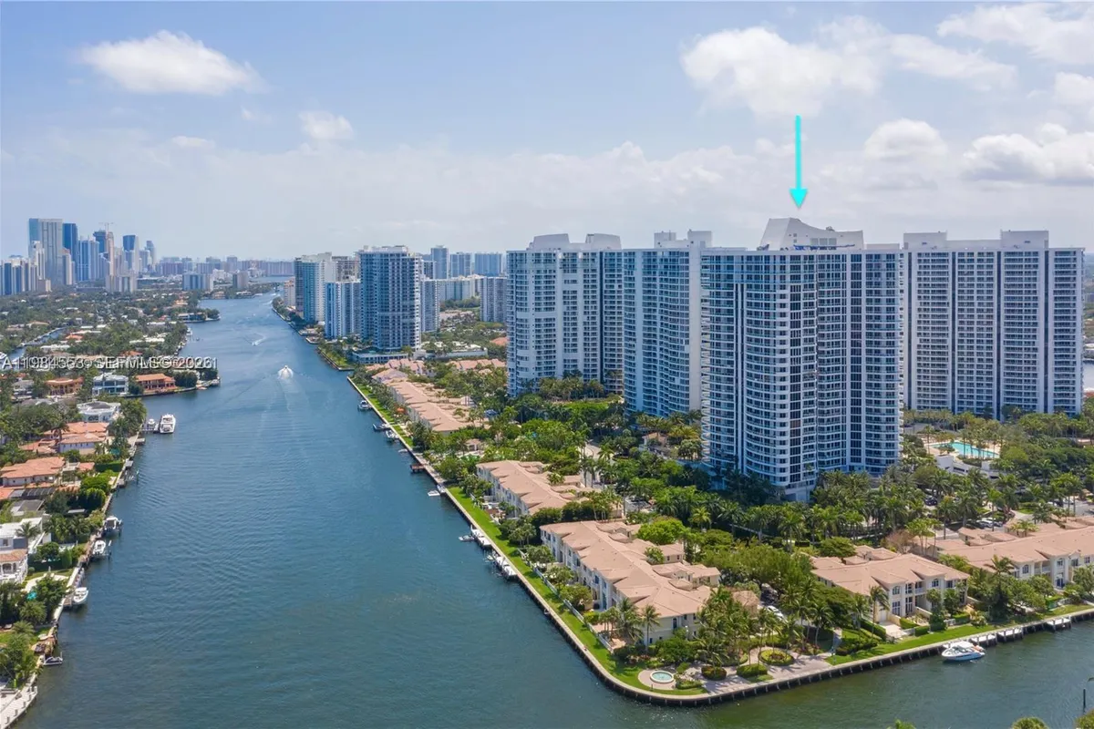 21200 Point Pl # 1901, Aventura FL 33180