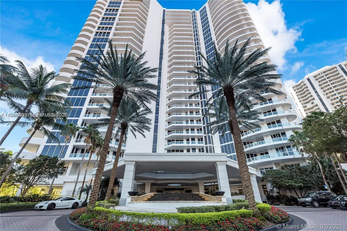 21200 Point Pl # 1901, Aventura FL 33180