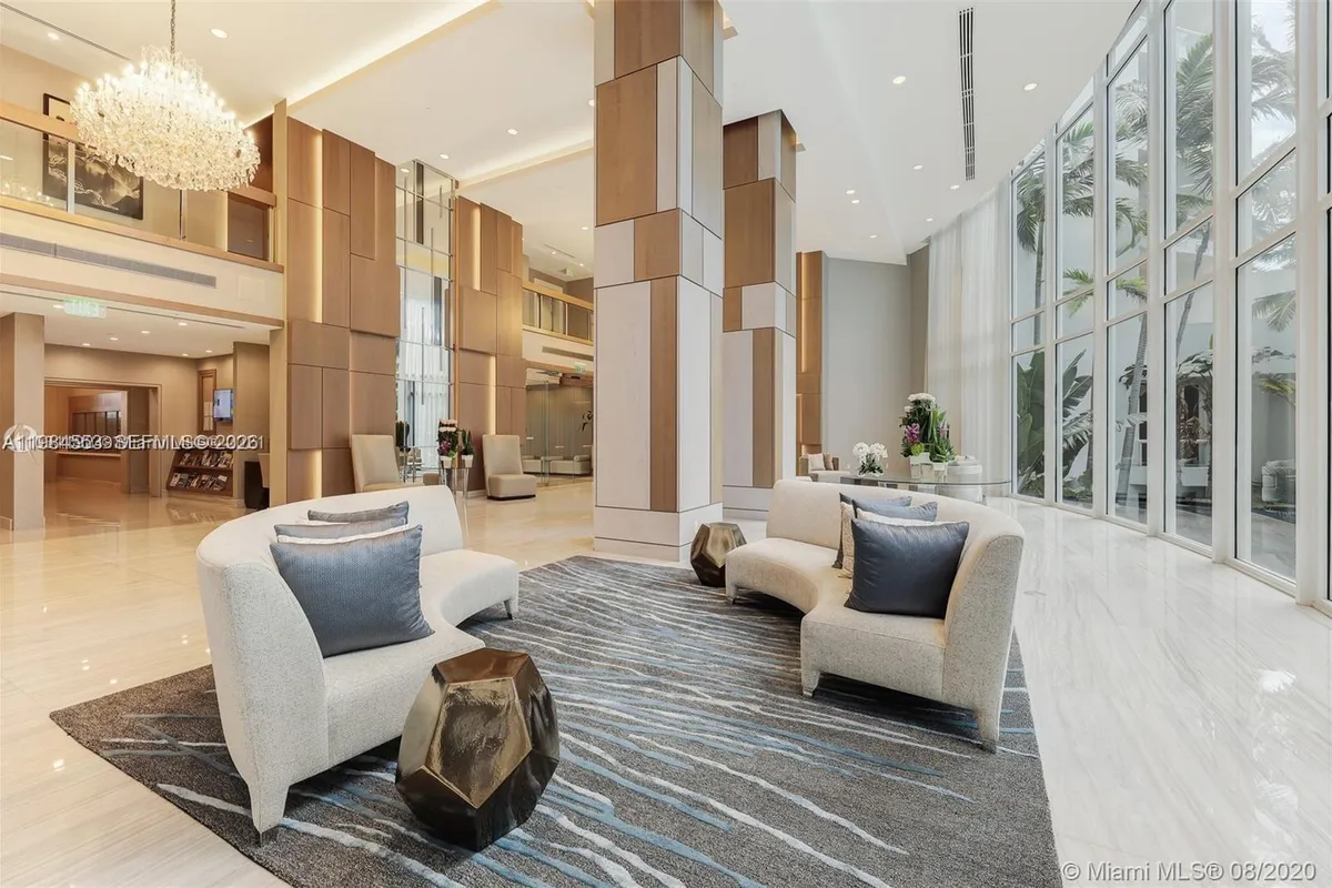 21200 Point Pl # 1901, Aventura FL 33180