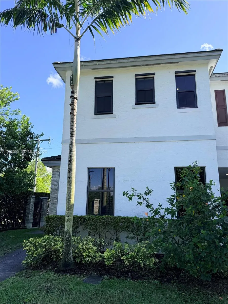 1502 SW 29th St, Fort Lauderdale FL 33315