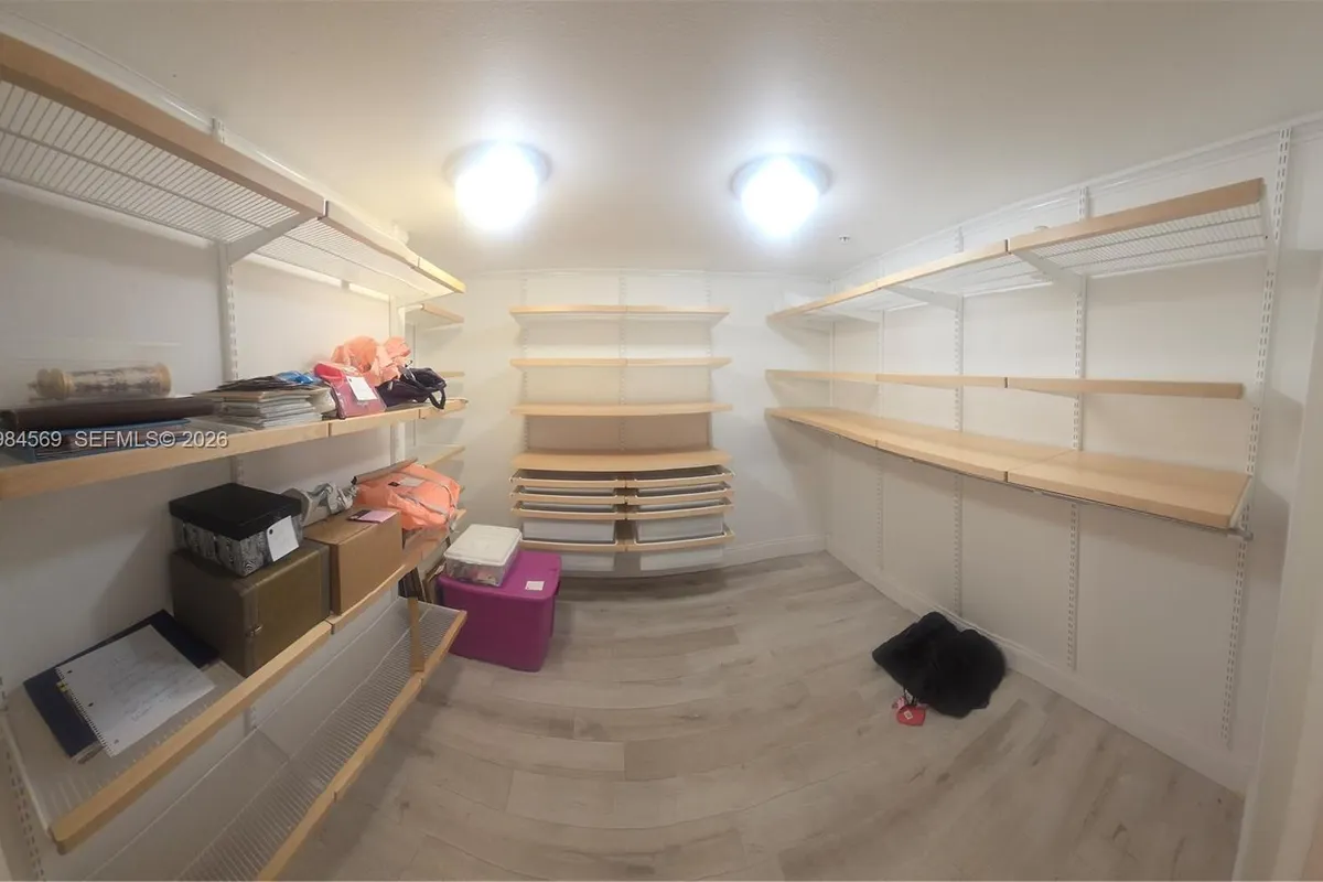 2880 NE 14th St Cswy # 311, Pompano Beach FL 33062