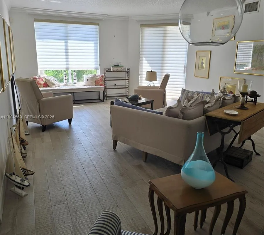 2880 NE 14th St Cswy # 311, Pompano Beach FL 33062