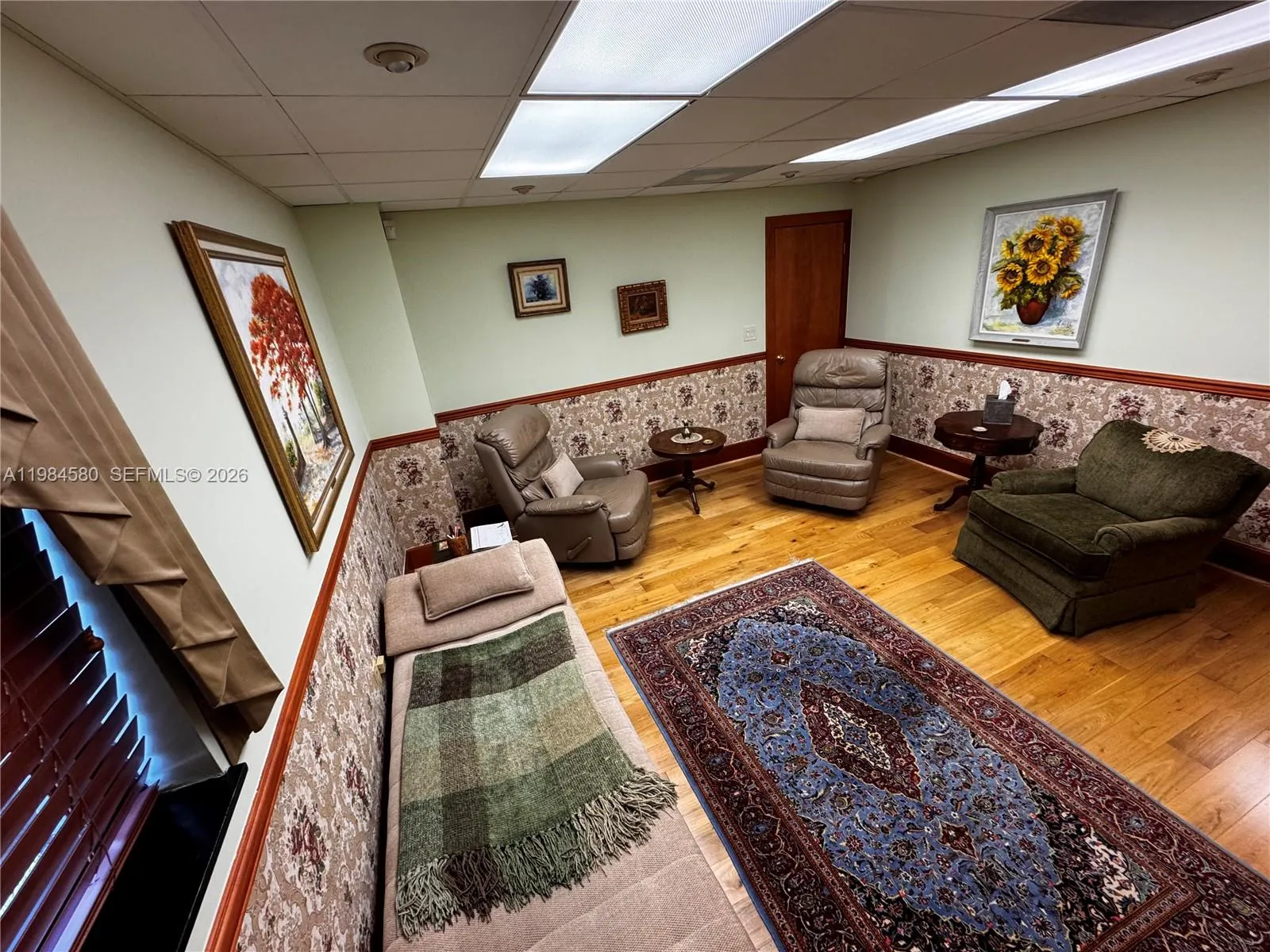 6701 Sunset Dr # 102, South Miami FL 33143