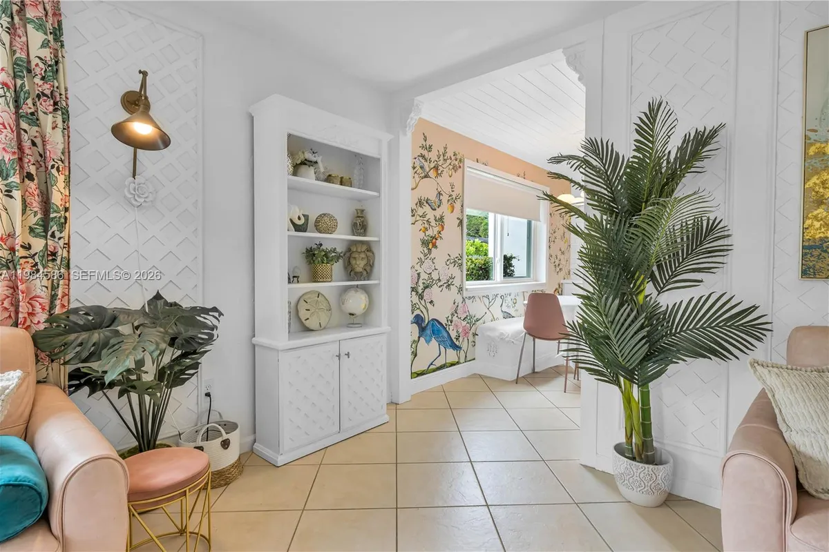 1539 Funston St, Hollywood FL 33020