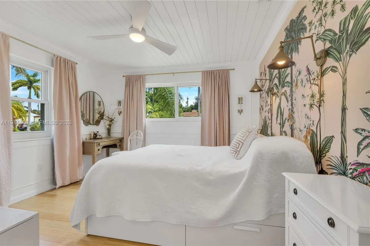 1539 Funston St, Hollywood FL 33020