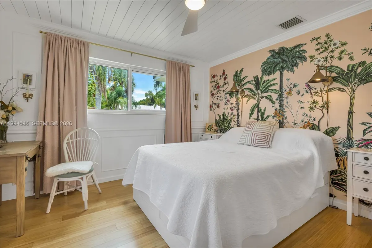 1539 Funston St, Hollywood FL 33020