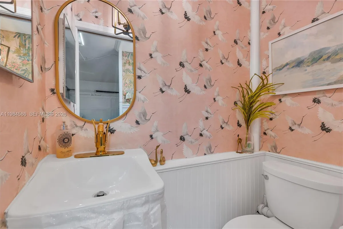 1539 Funston St, Hollywood FL 33020