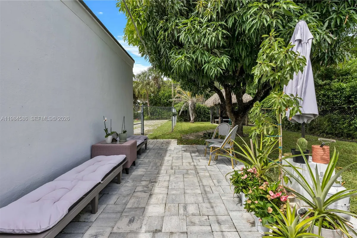 1539 Funston St, Hollywood FL 33020