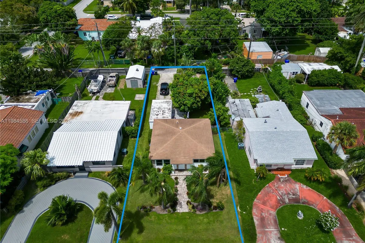 1539 Funston St, Hollywood FL 33020