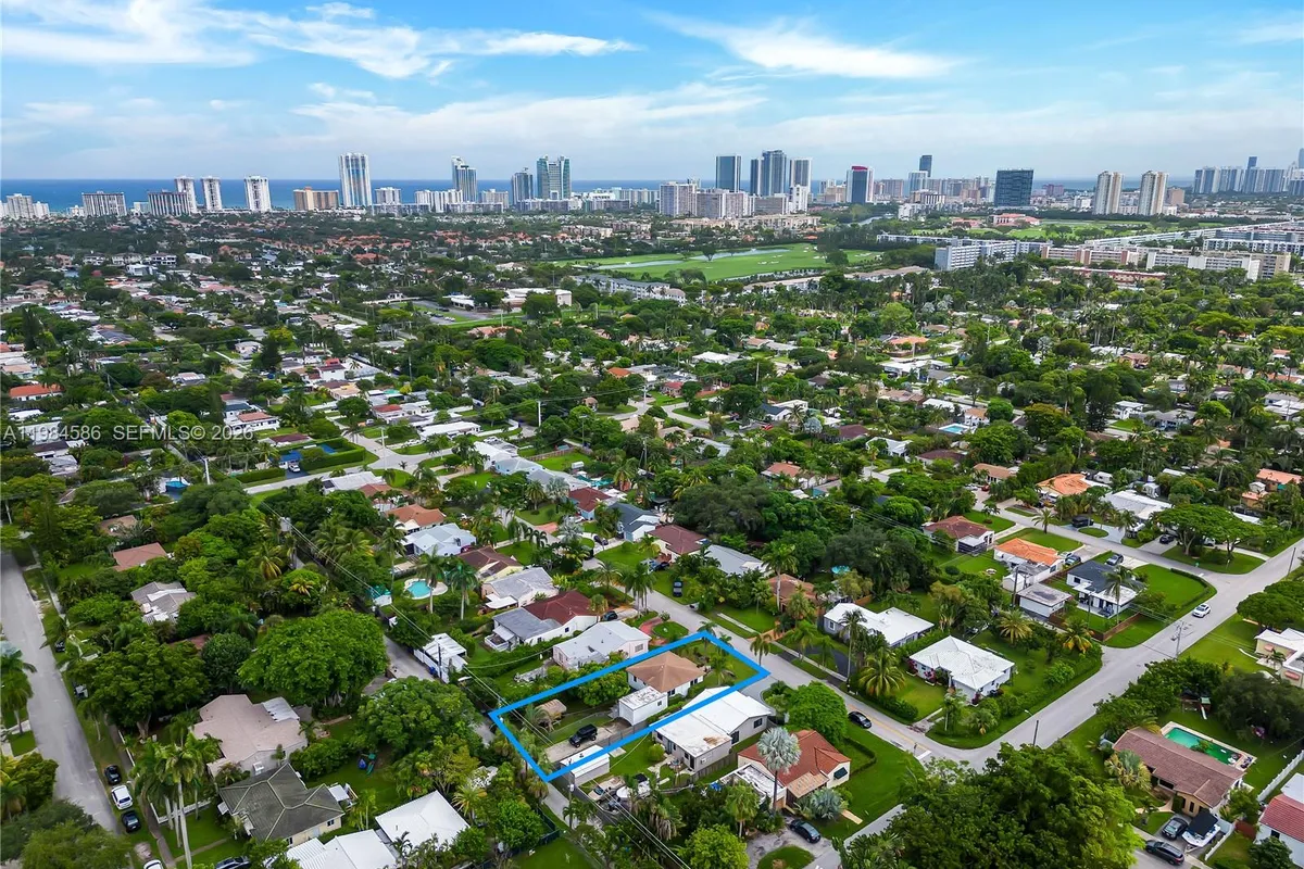 1539 Funston St, Hollywood FL 33020