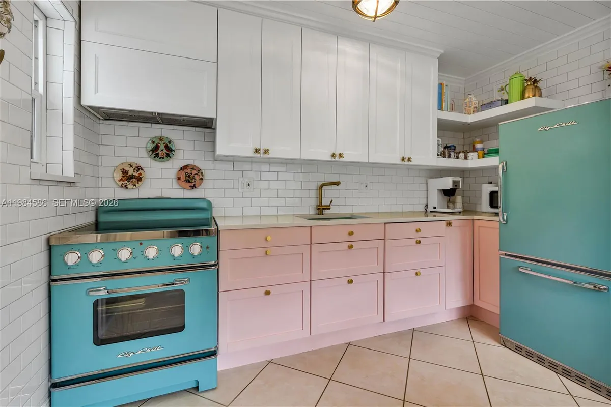 1539 Funston St, Hollywood FL 33020