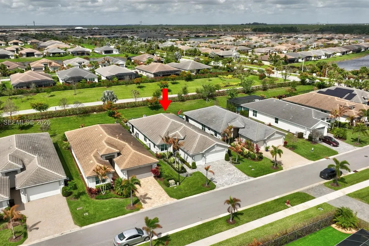 11884 SW Paradise River Rd, Port St. Lucie FL 34987