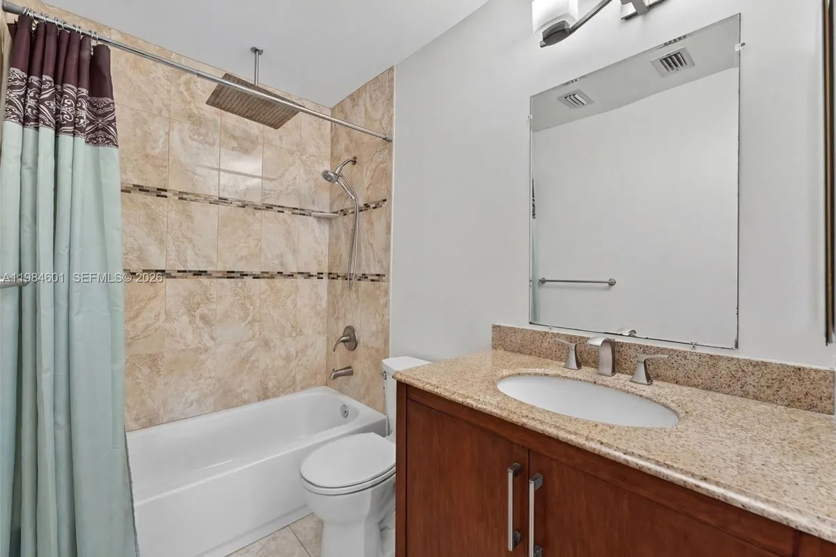 889 Hamilton Dr # 889L, Homestead FL 33034