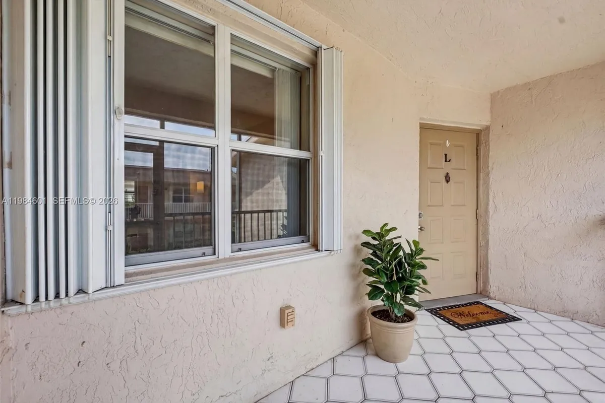 889 Hamilton Dr # 889L, Homestead FL 33034