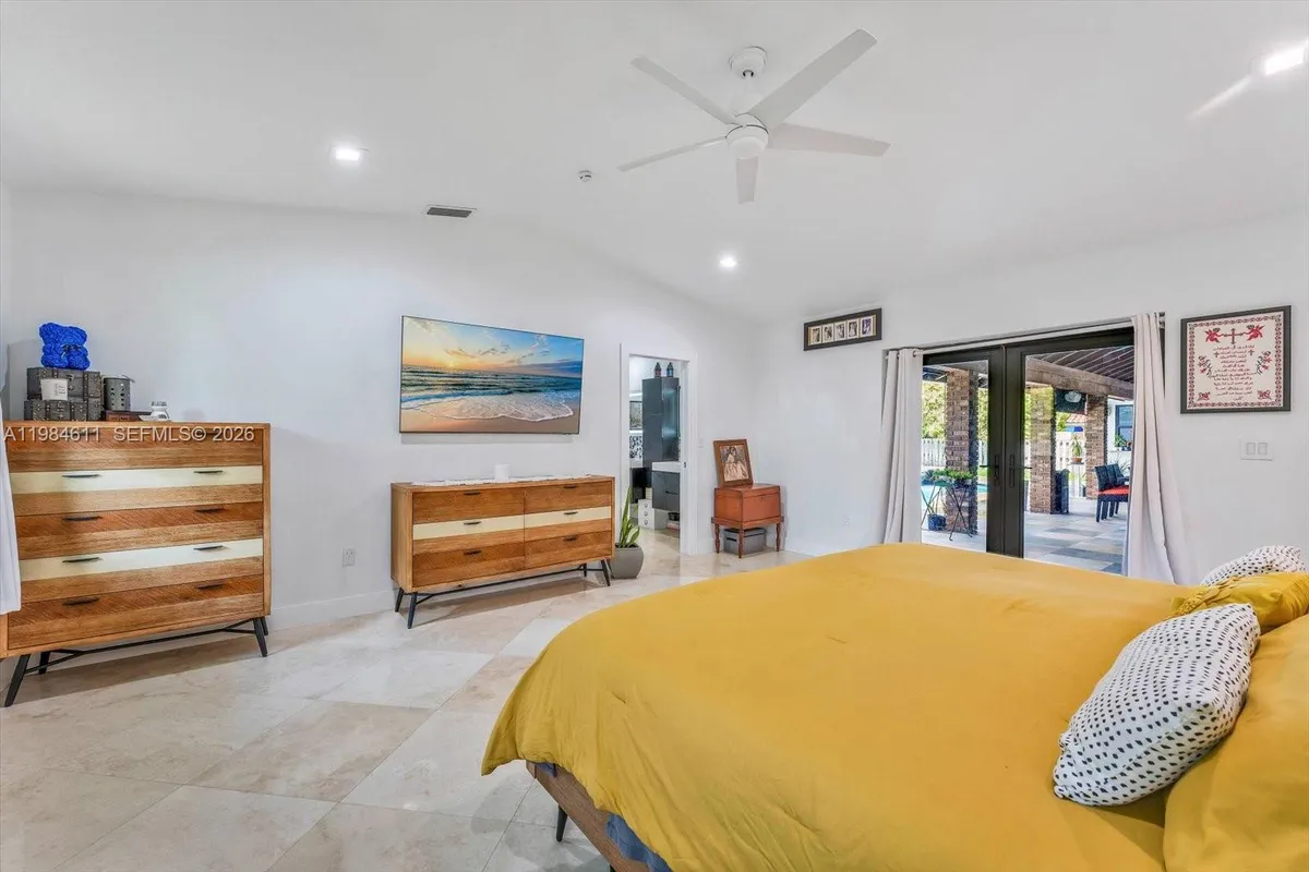 10126 SW 93rd Pl, Miami FL 33176