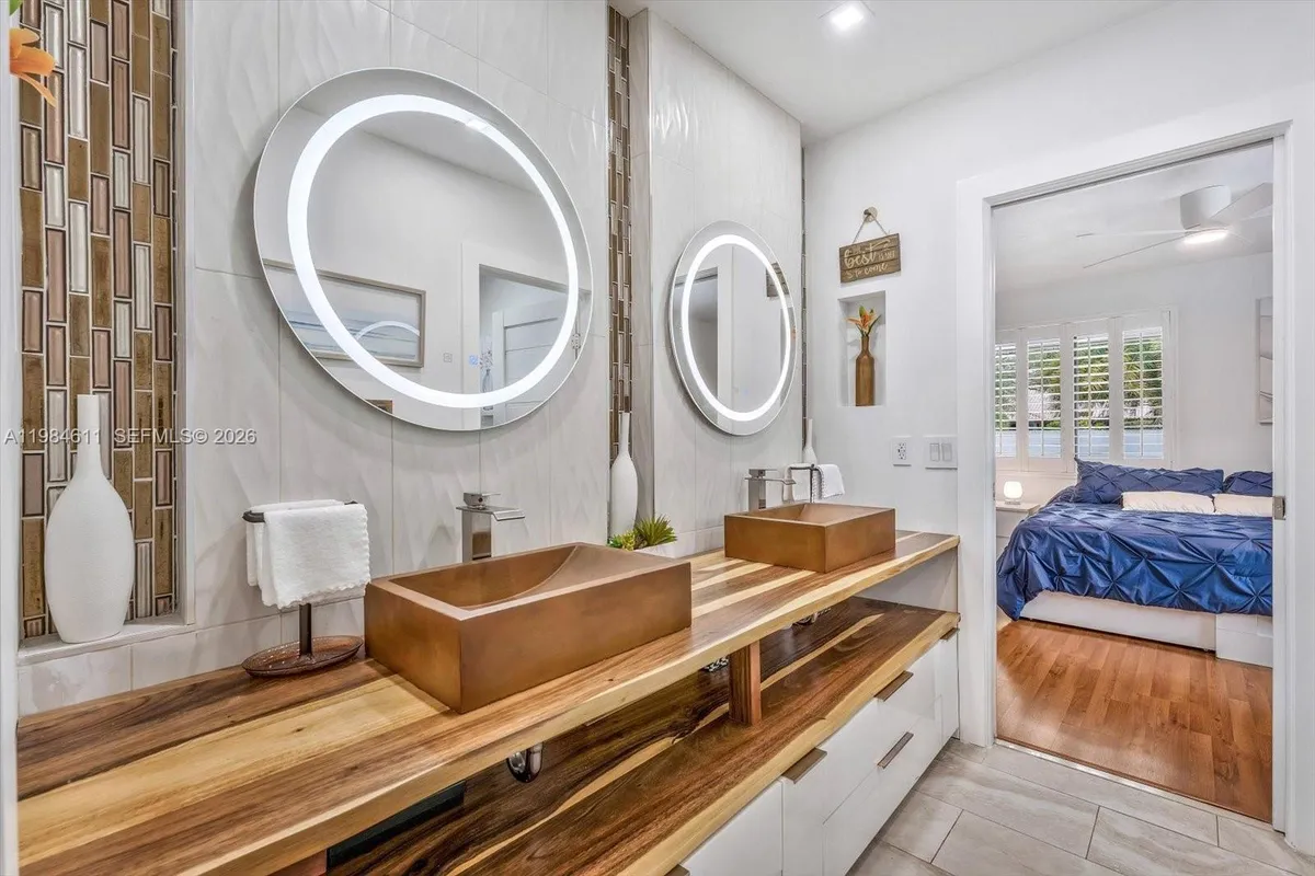 10126 SW 93rd Pl, Miami FL 33176