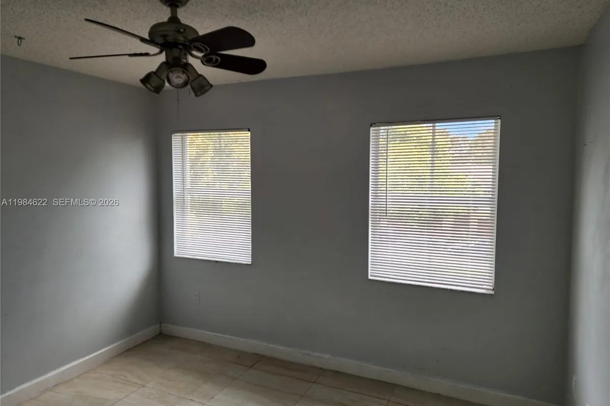 2451 Centergate Dr # 301, Miramar FL 33025