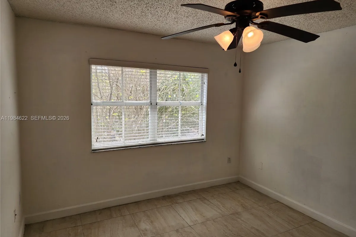 2451 Centergate Dr # 301, Miramar FL 33025